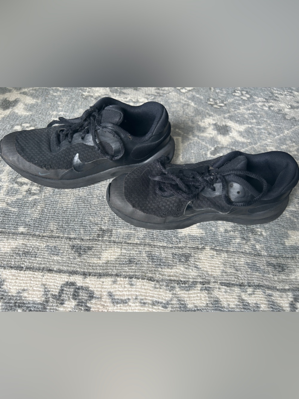 Nike Kids Black Sneakers